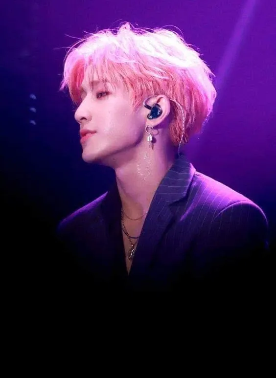 Behind-the-scenes cut of Jinjin (ASTRO)