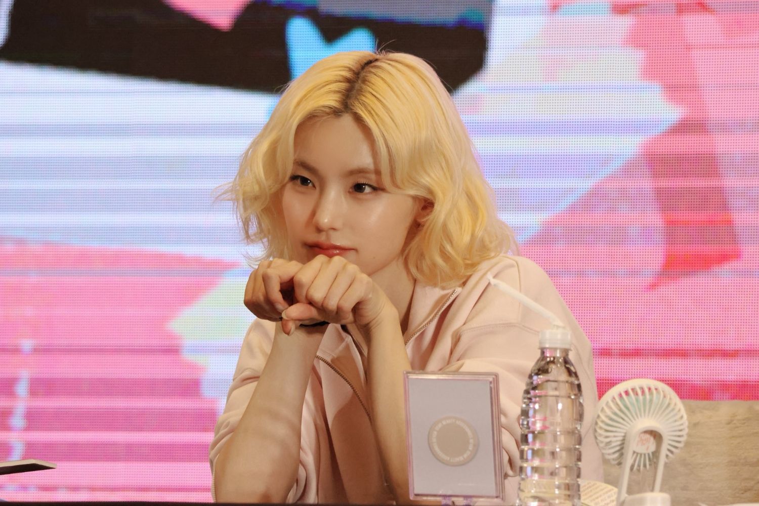 Momen yang diabadikan oleh penggemar Yeji (ITZY)