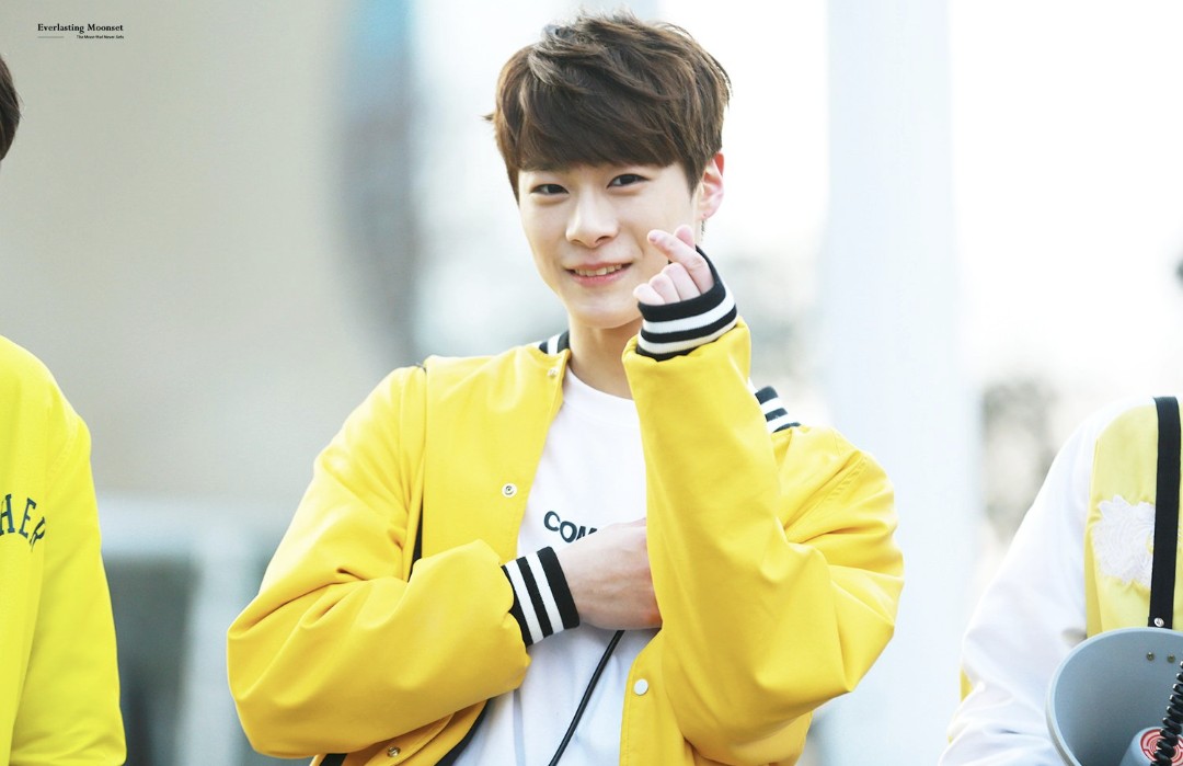 Behind-the-scenes cut of Moonbin (ASTRO)