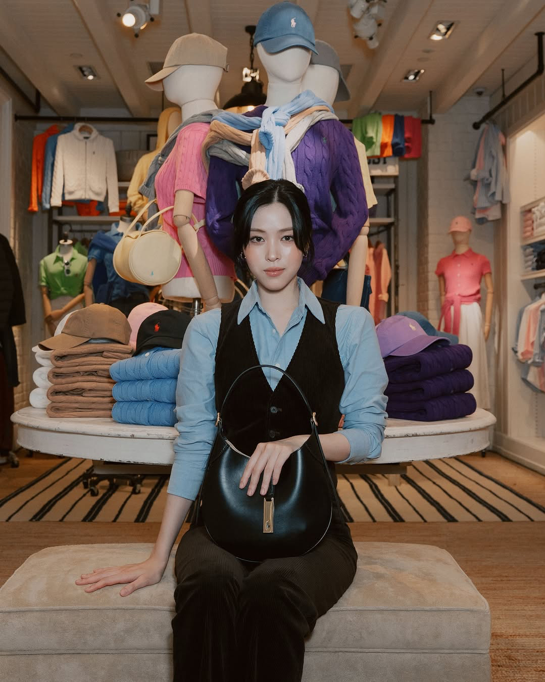 留眞 (ITZY)的最新活動照片