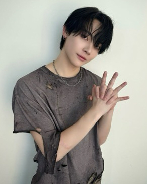 Recent activity shot of Nicholas (&TEAM)