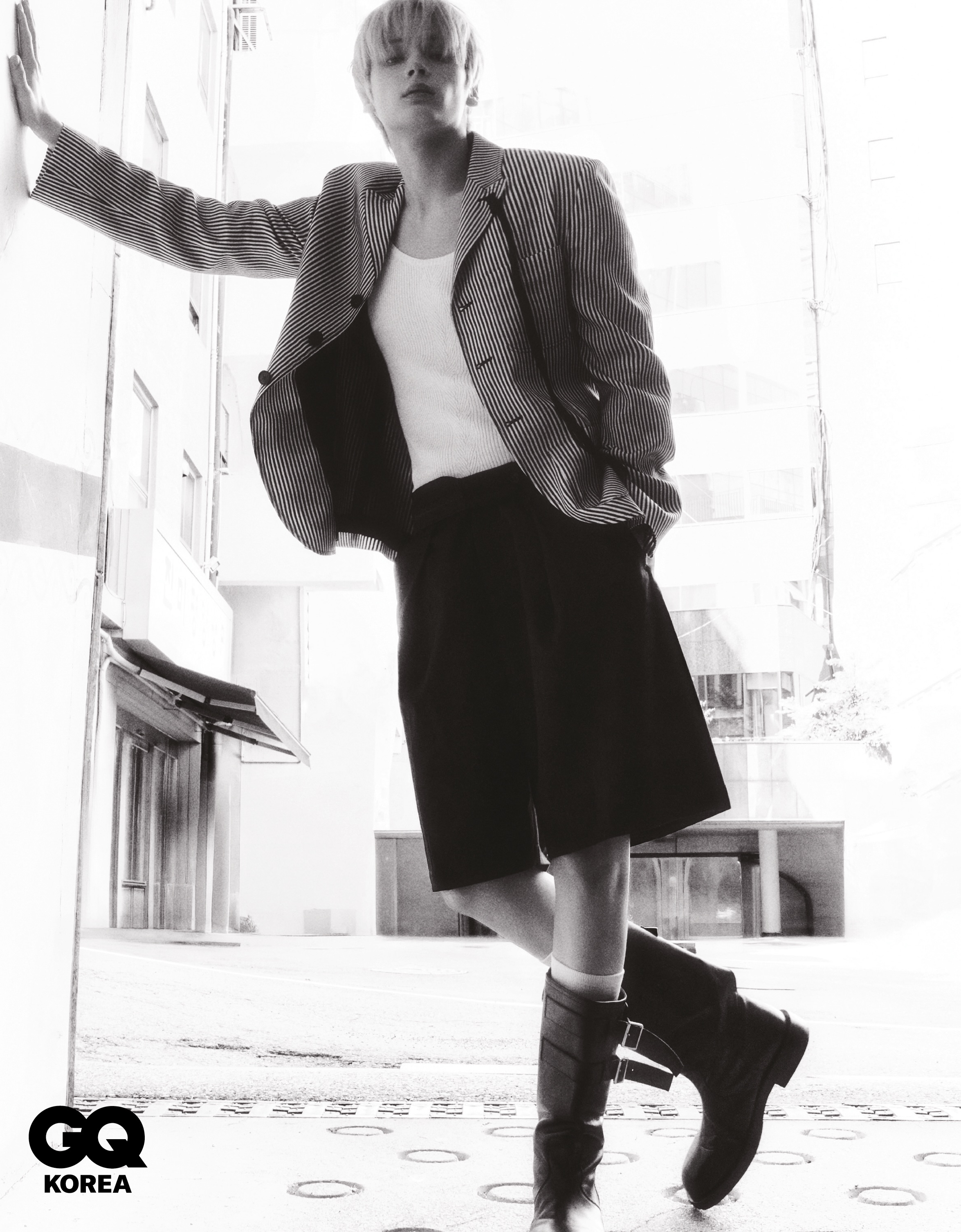 Latest photo of HueningKai (TOMORROW X TOGETHER)