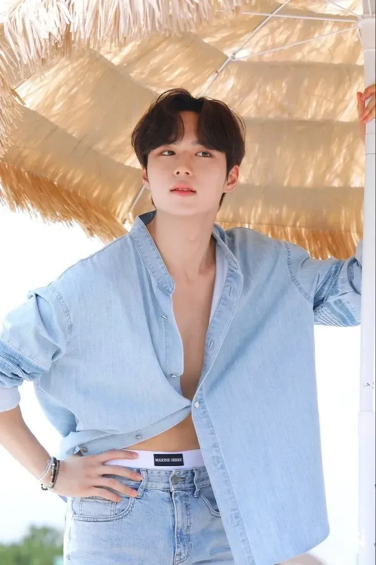 Recent activity shot of Kim Junseo (ALPHA DRIVE ONE)