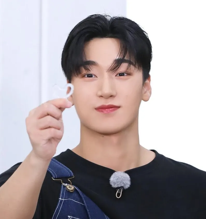 산 (에이티즈) 최근 활동샷