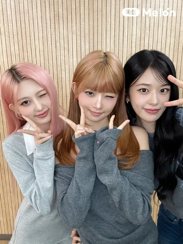 Latest photo of Rei (IVE)