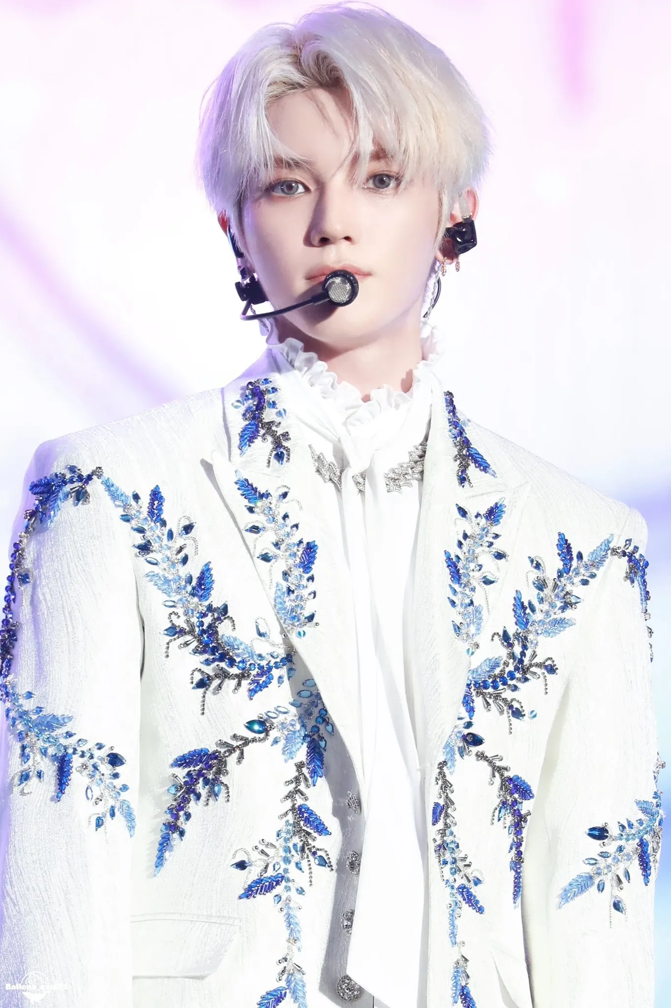 Behind-the-scenes cut of Taeyong (NCT 127)