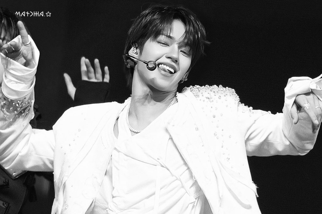 Latest photo of JL (AHOF)