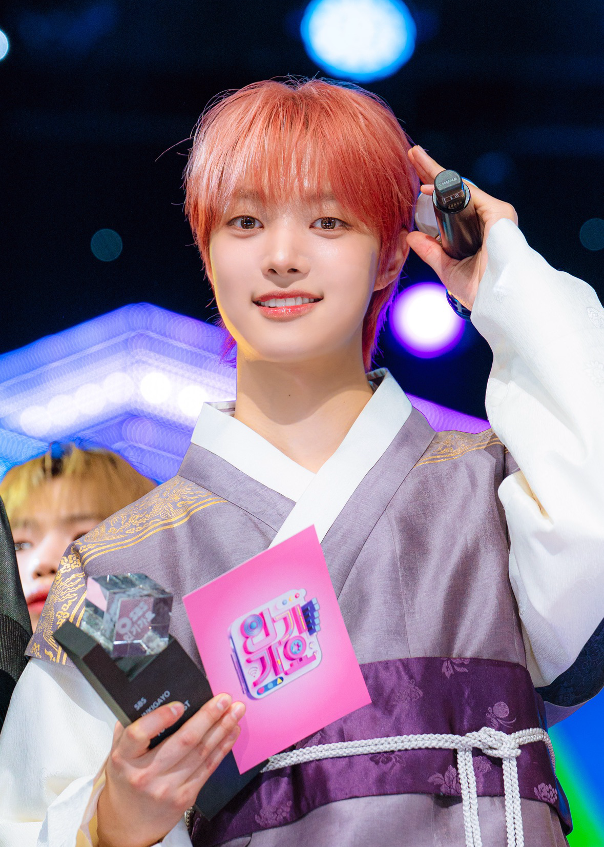 EJ (&TEAM)的最新照片