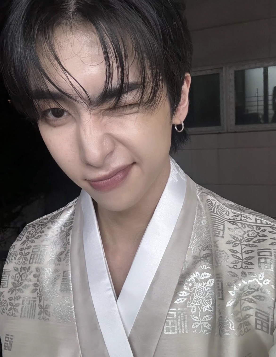 Latest photo of Xiao (UP10TION)