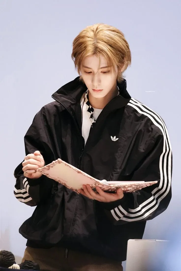 Leehan (BOYNEXTDOOR)的最新活動照片