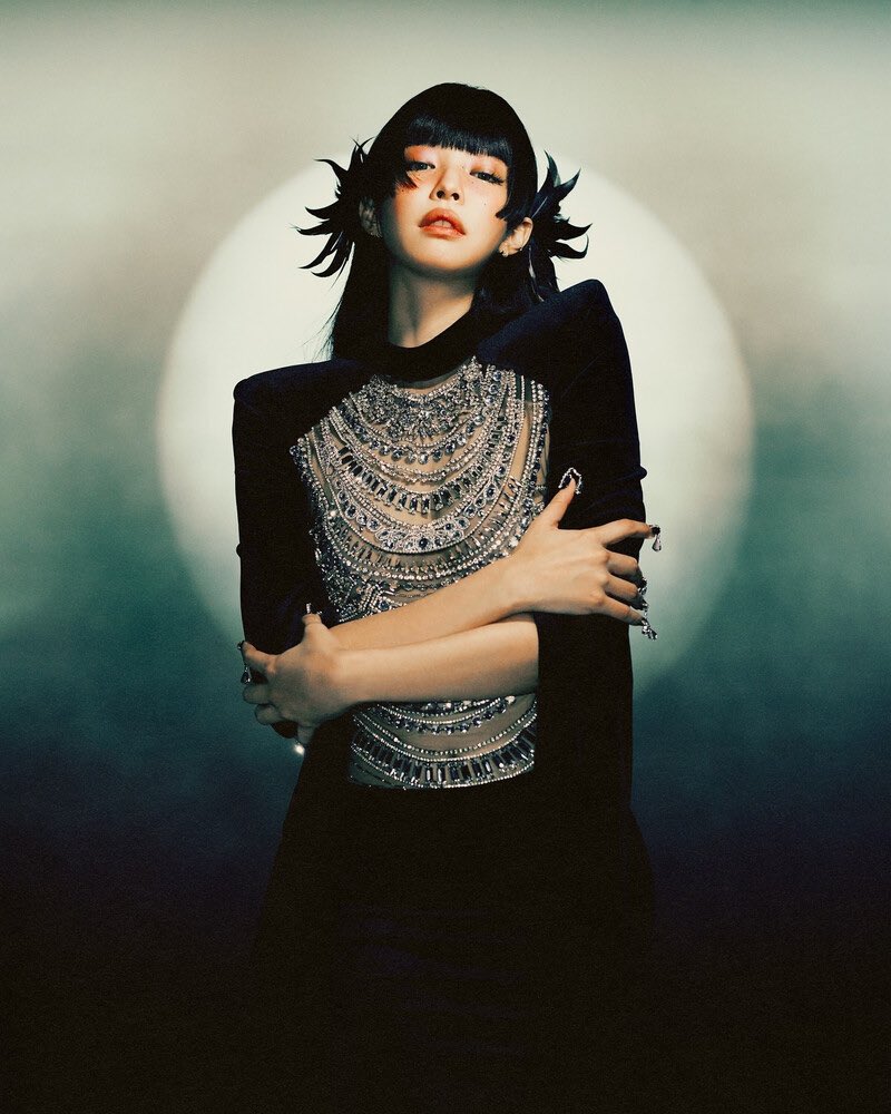 Behind-the-scenes cut of Jennie (BLACKPINK)