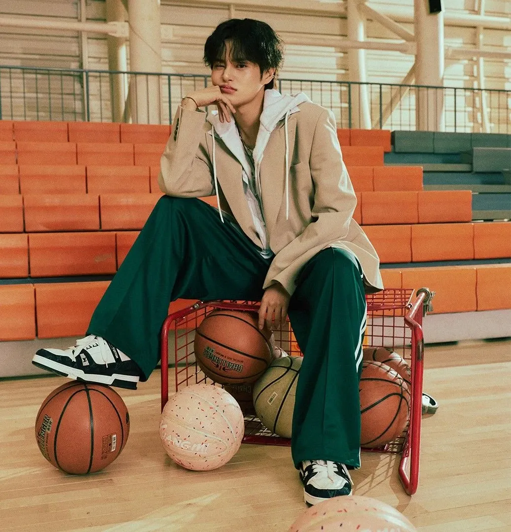 Behind-the-scenes cut of Lee Daehwi (AB6IX)