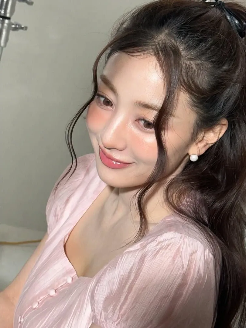 지효 (TWICE) 최근 활동샷