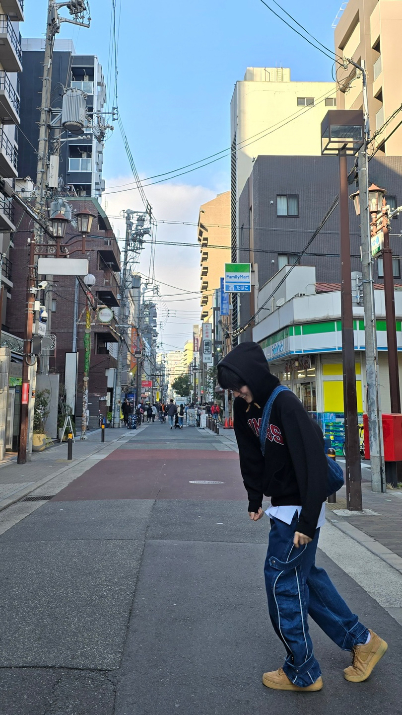 成韩彬 (ZEROBASEONE)的最新照片