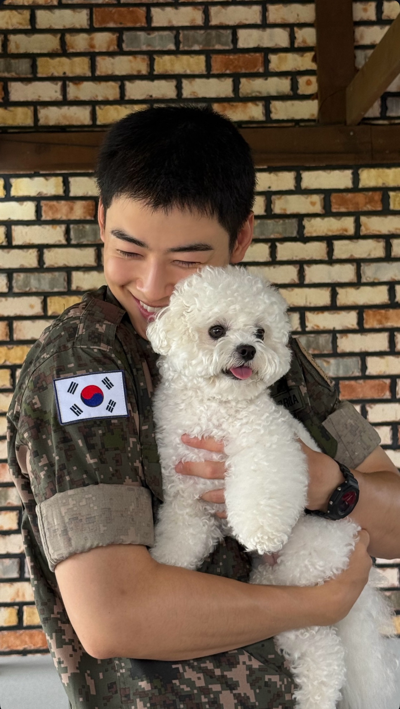 Recent activity shot of Eunwoo (ASTRO)