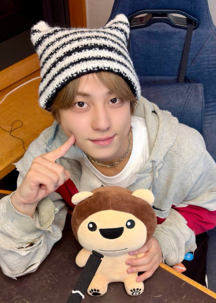 Behind-the-scenes cut of Taki (&TEAM)