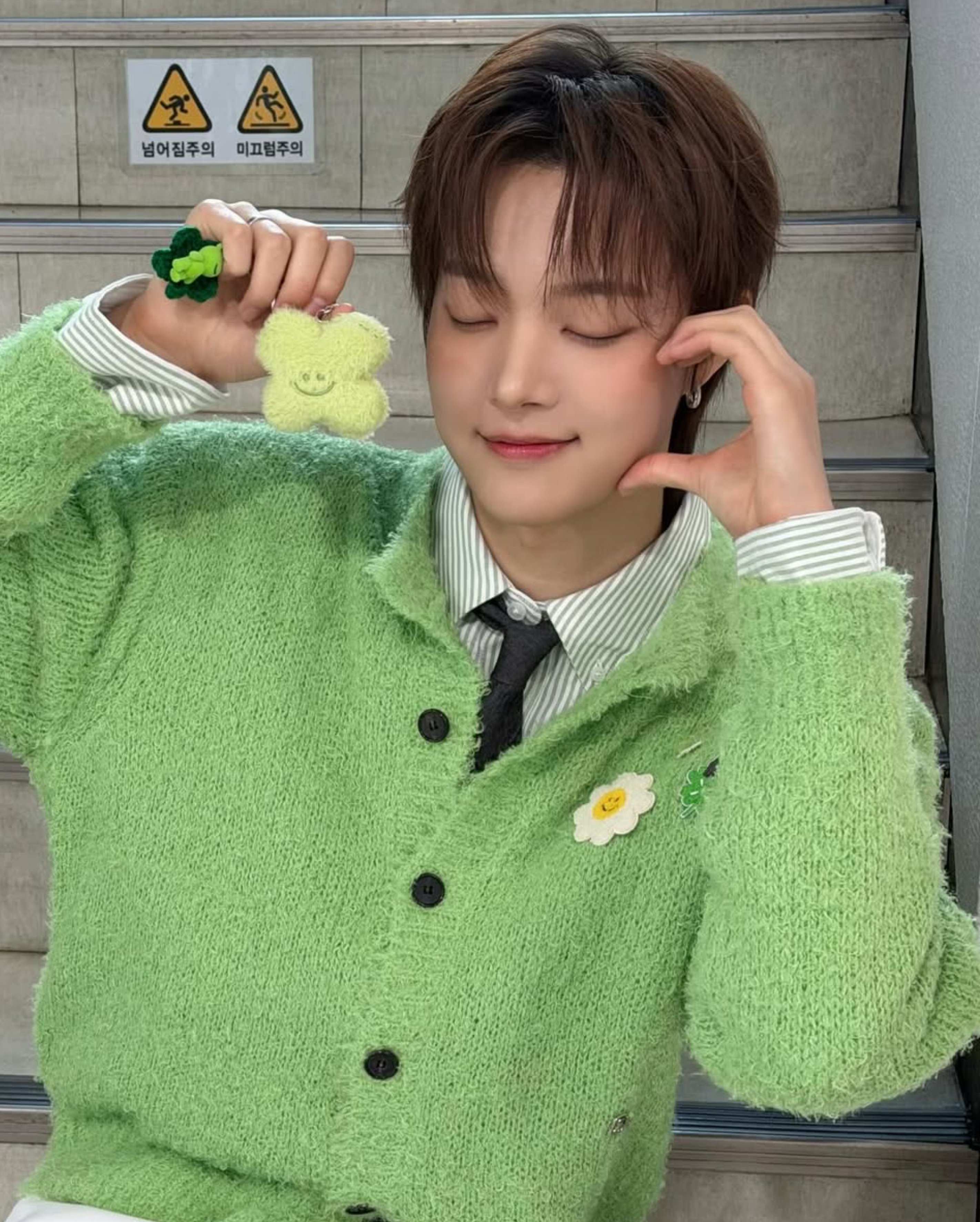 EJ (&TEAM)的幕后花絮