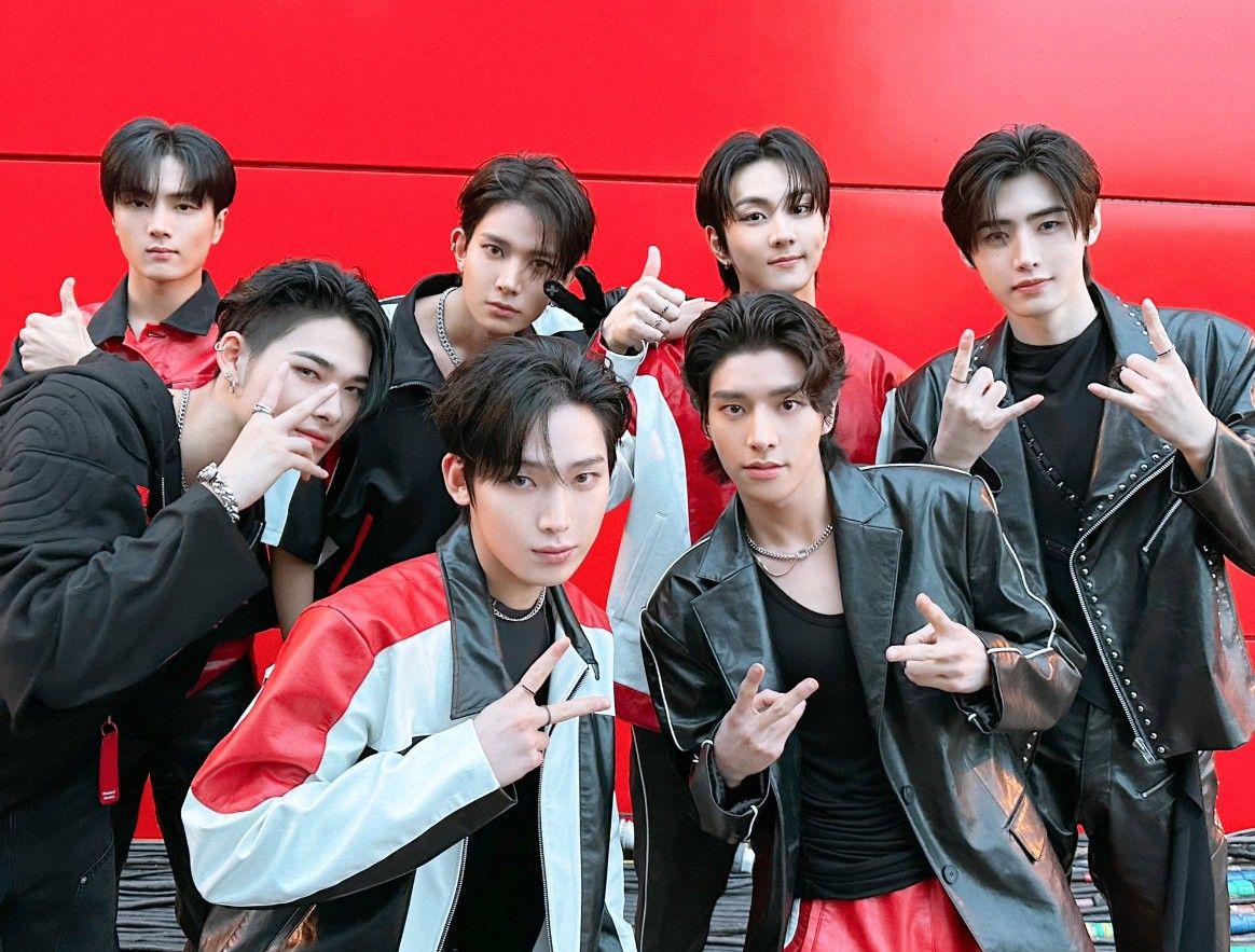 Latest photo of ENHYPEN