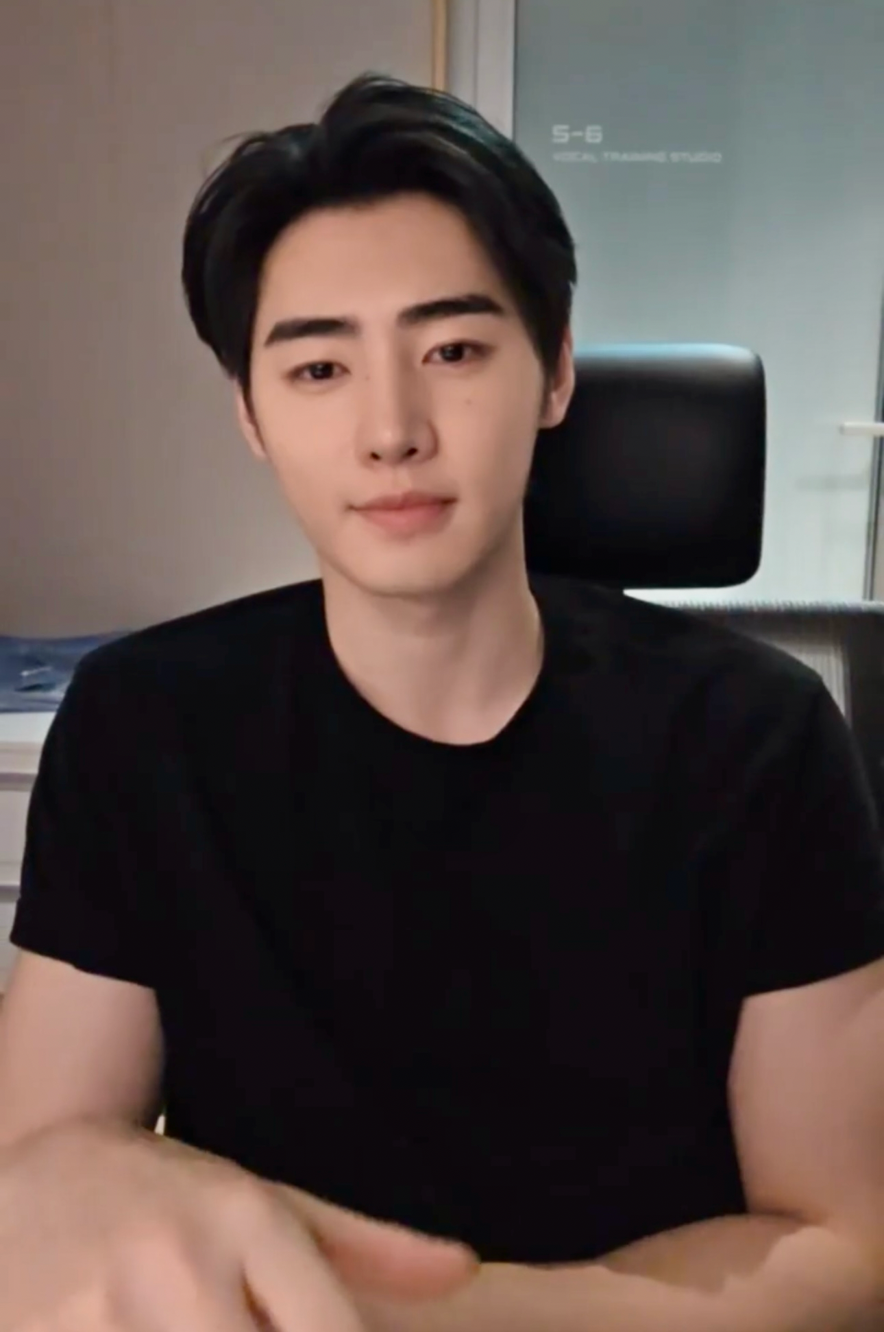 成訓 (ENHYPEN)的最新活動照片