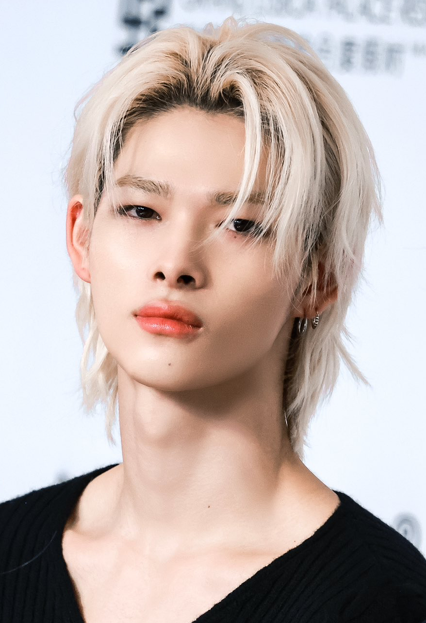 Foto aktivitas terbaru NI-KI (ENHYPEN)