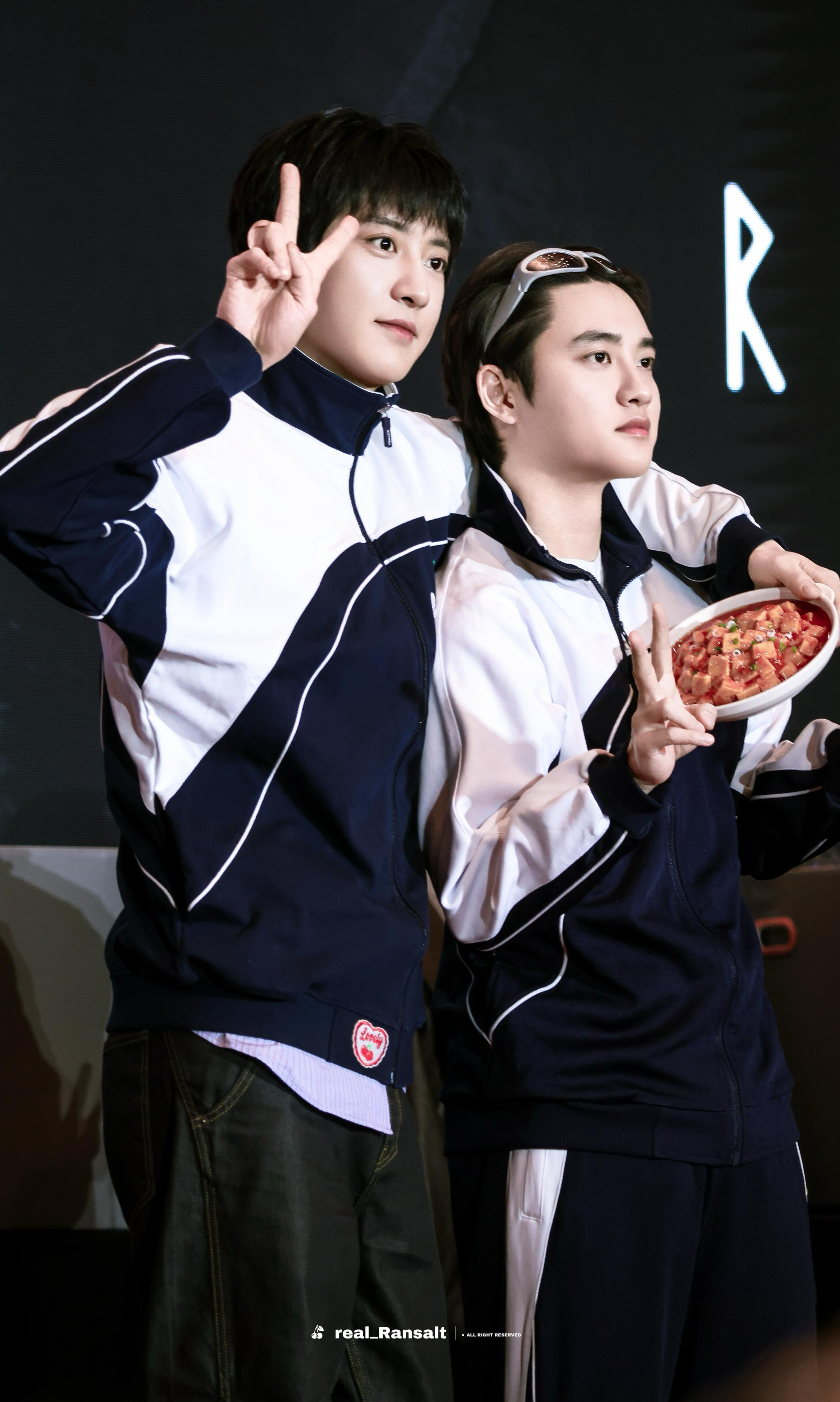 The most beloved wallpaper among EXO's fans