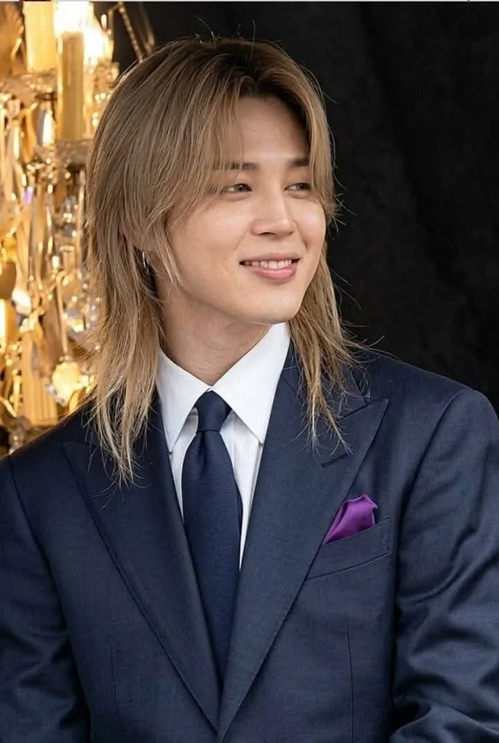 Foto aktivitas terbaru Jimin (BTS)