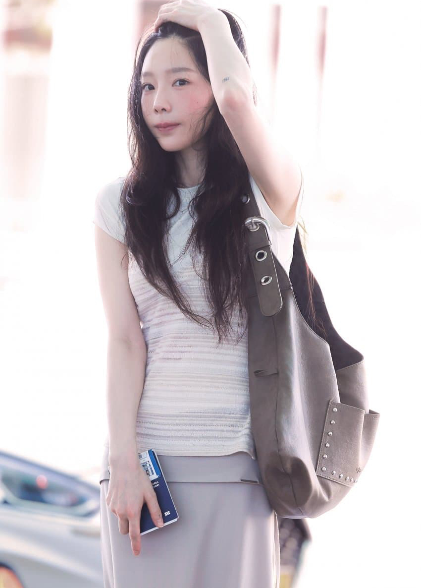 Latest photo of Taeyeon (Girls' Generation)