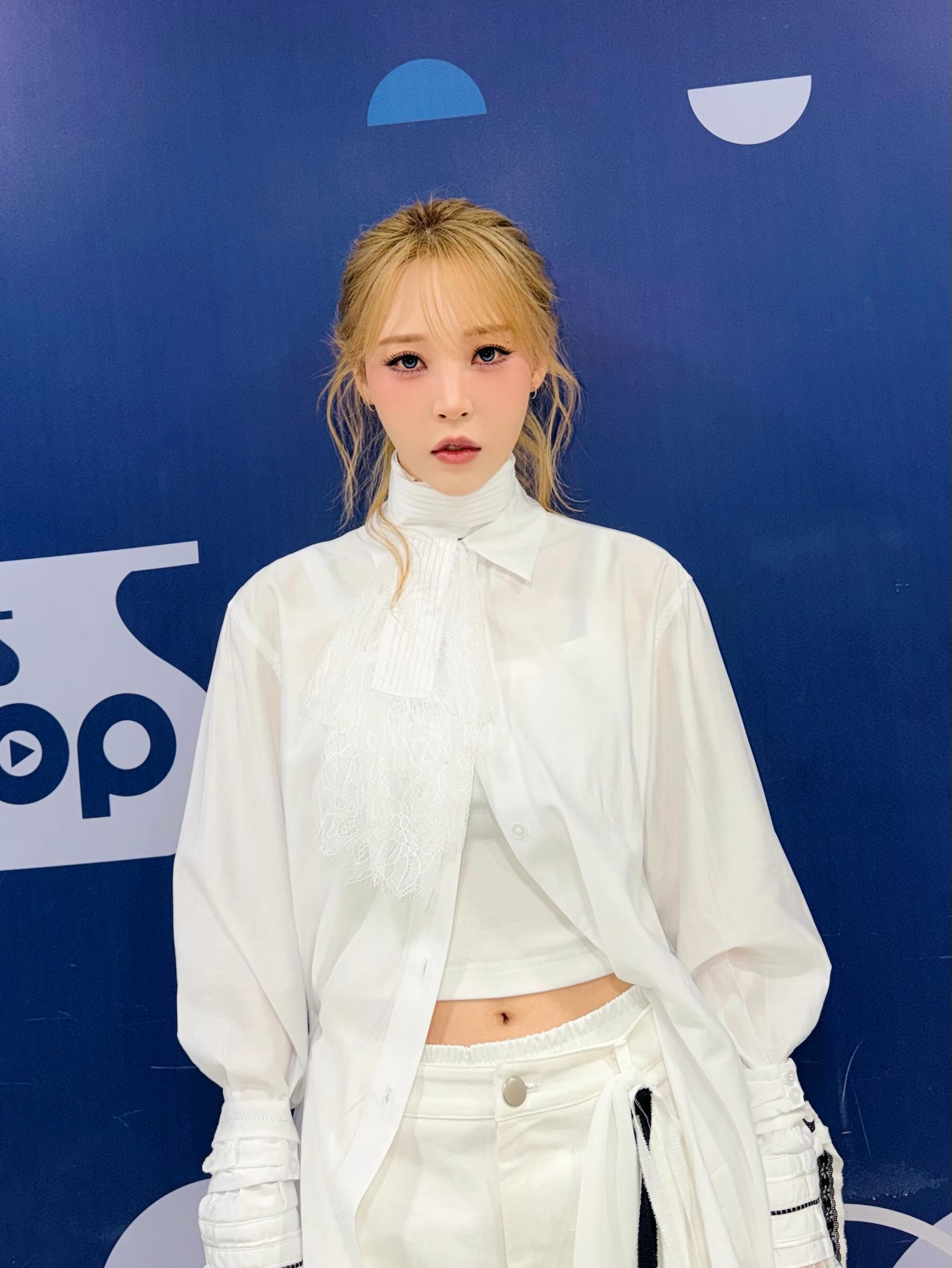 ムンビョル (MAMAMOO)の最近の活動写真