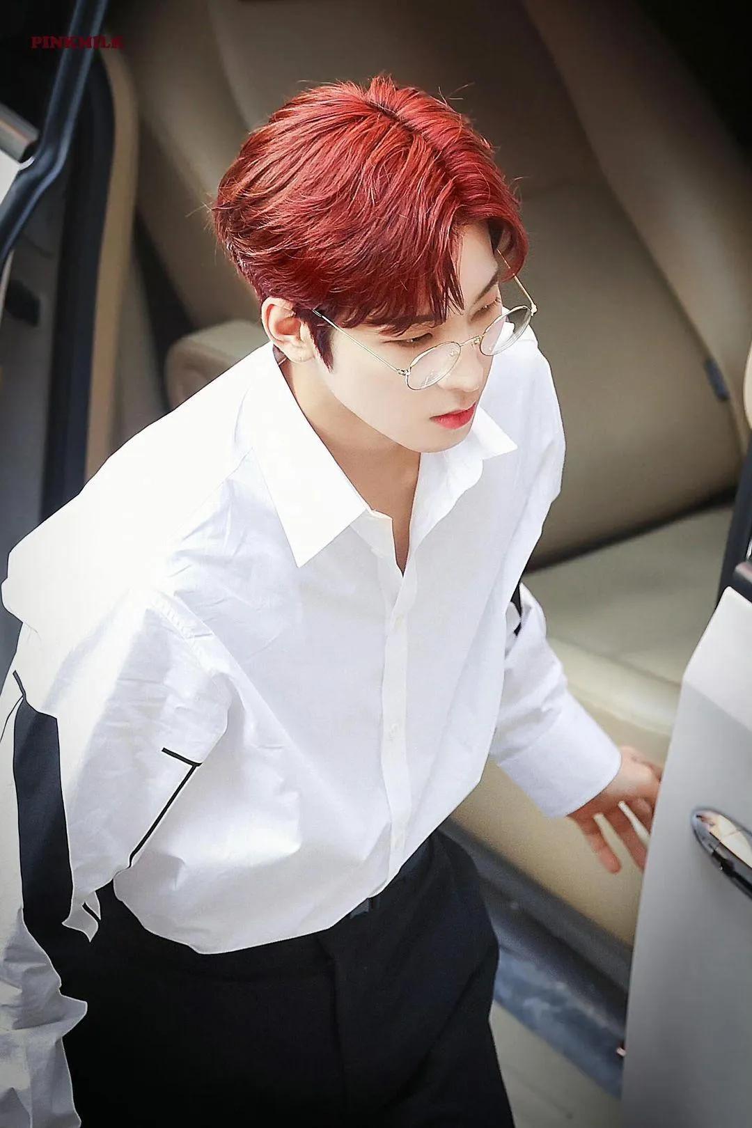 Recent activity shot of Wonwoo (SEVENTEEN)