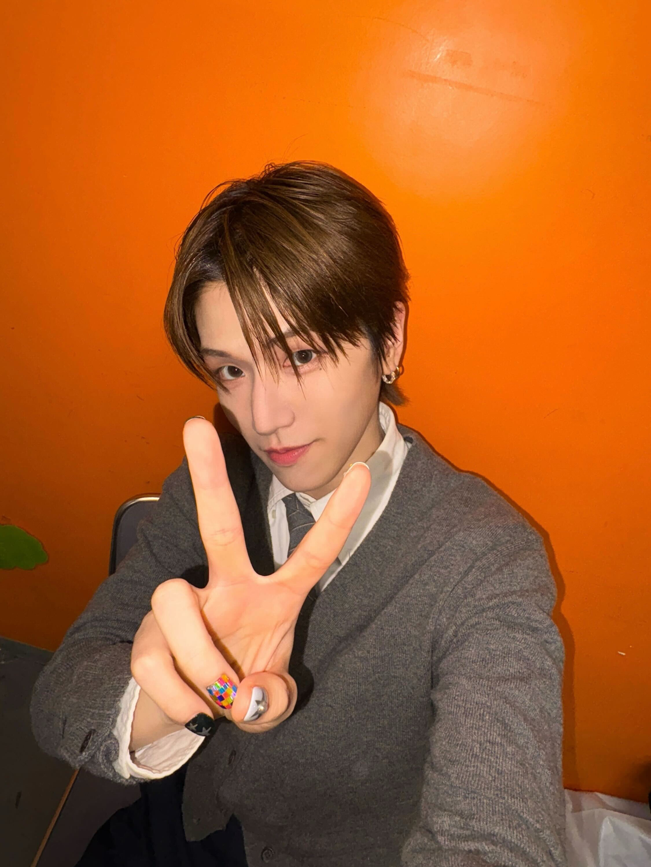 Behind-the-scenes cut of Riwoo (BOYNEXTDOOR)