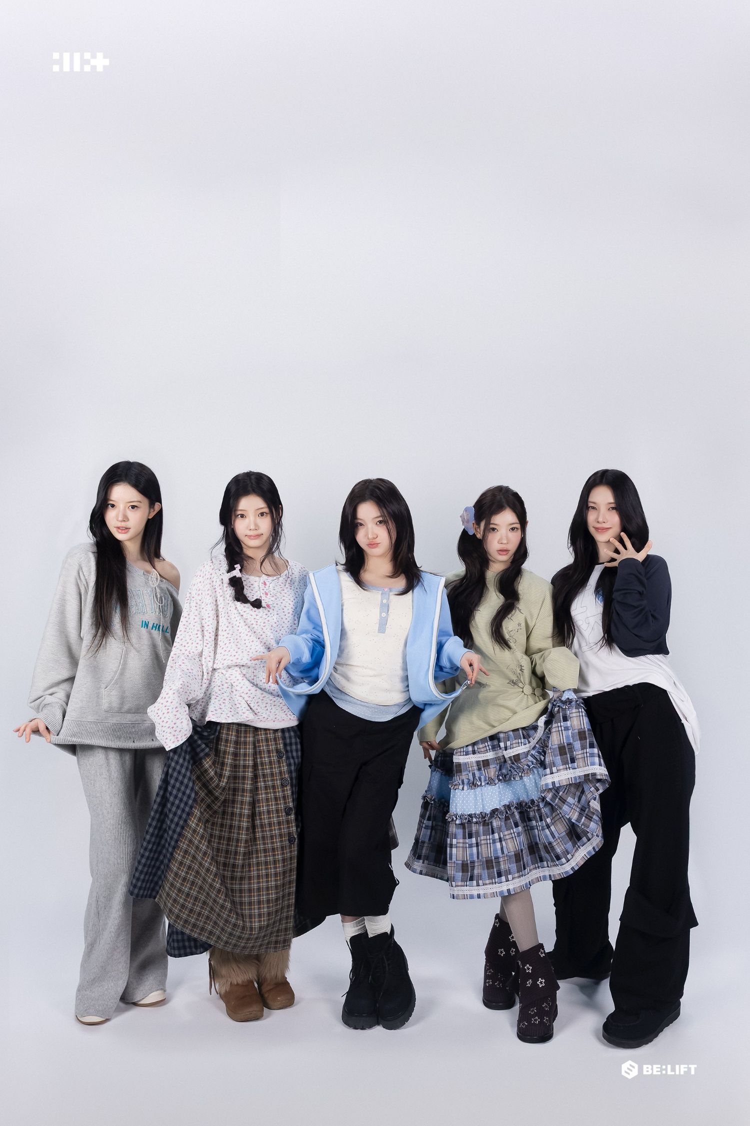 Behind-the-scenes cut of ILLIT