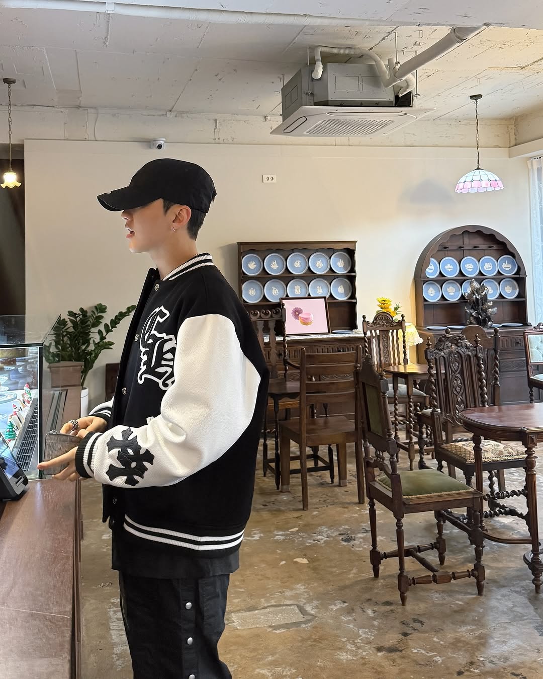 Latest photo of Hoshi (SEVENTEEN)