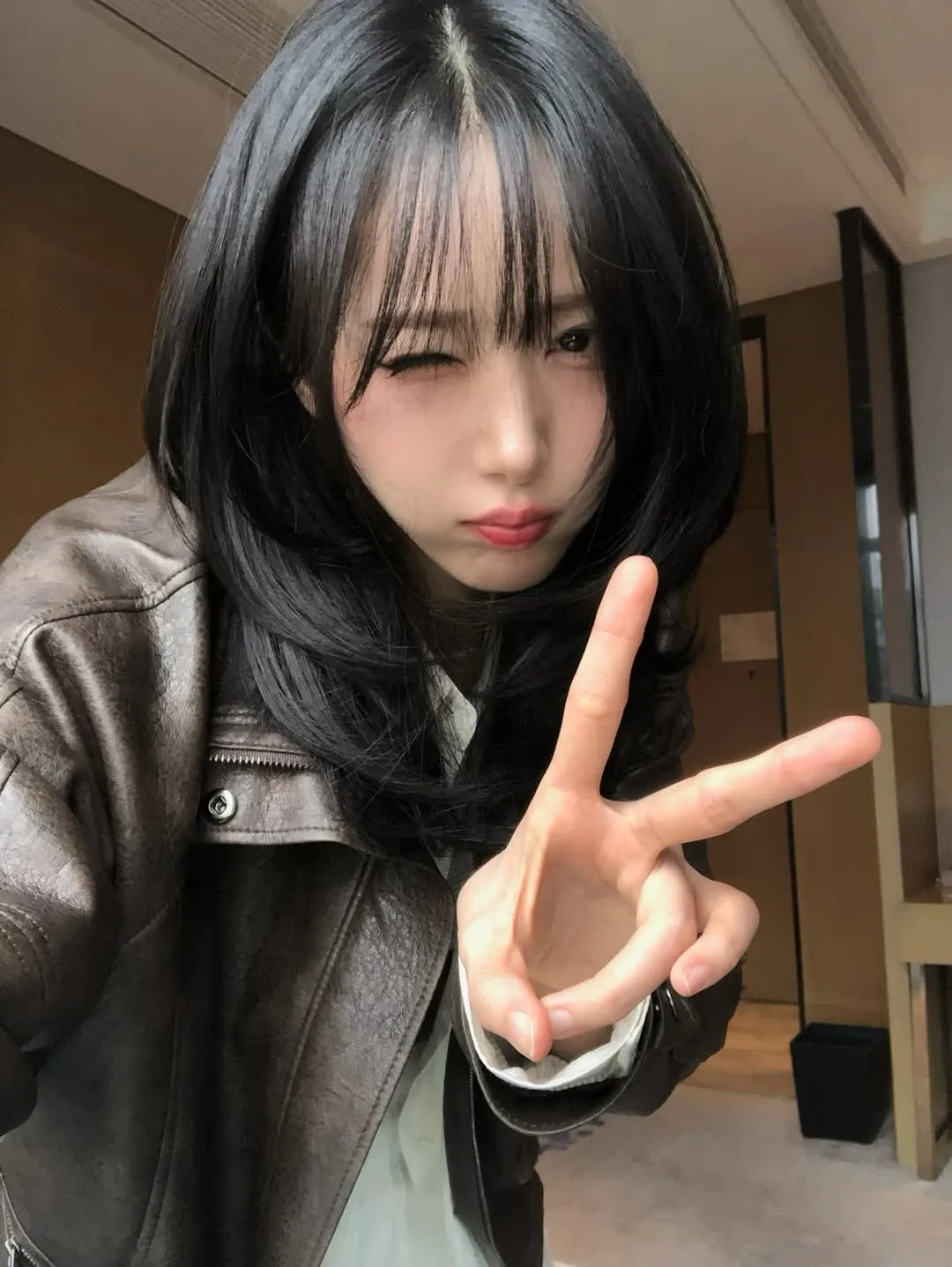 A moment captured by SinB (GFRIEND, VIVIZ)'s fan