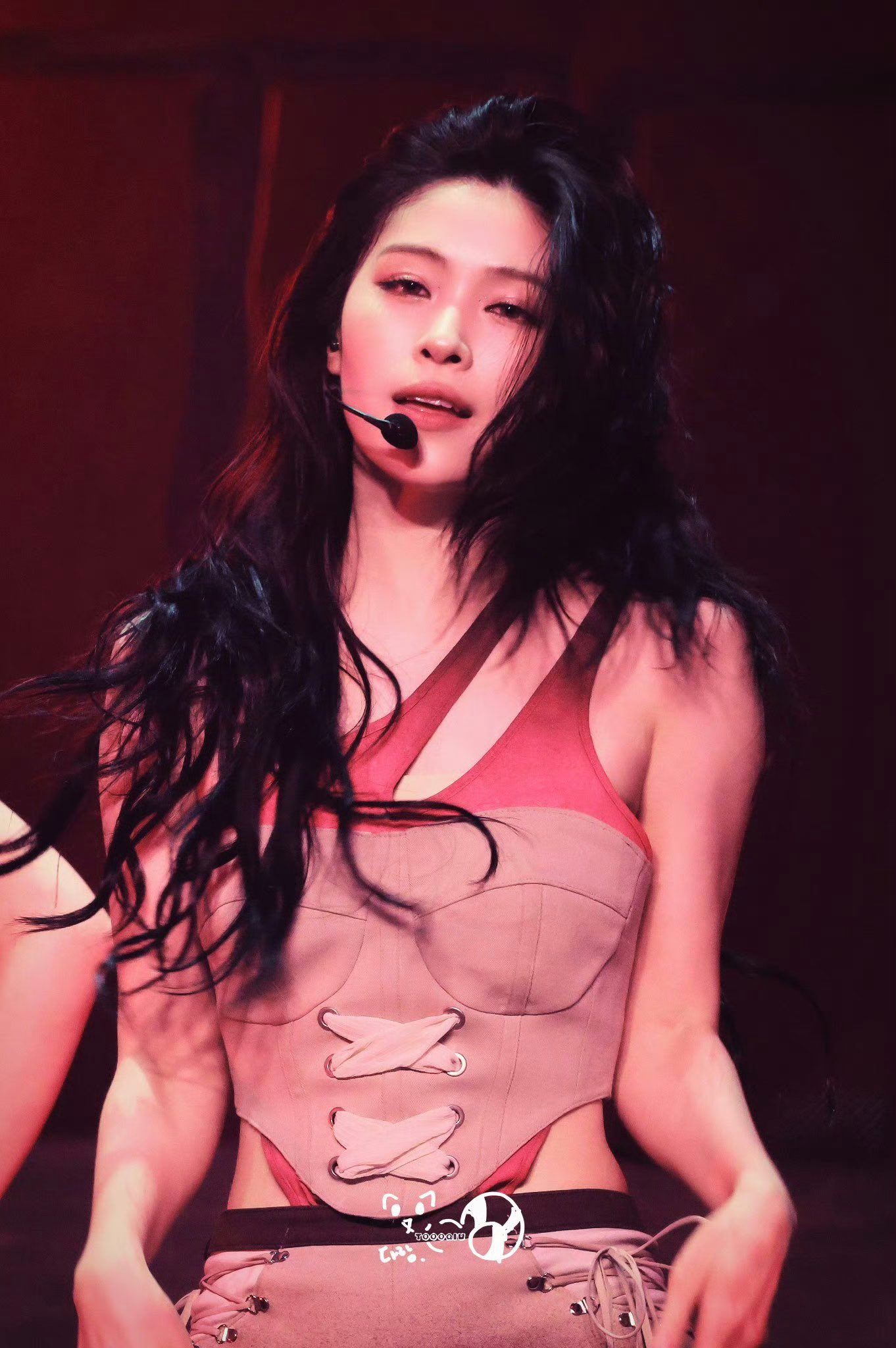 Behind-the-scenes cut of Ryujin (ITZY)