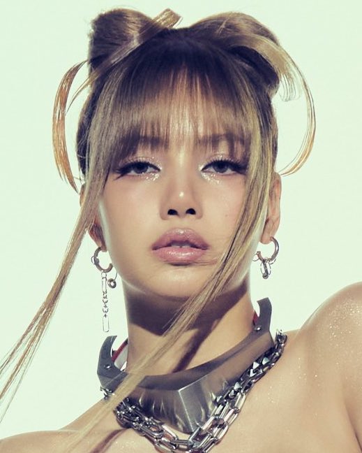 Foto terbaru Lisa (BLACKPINK)