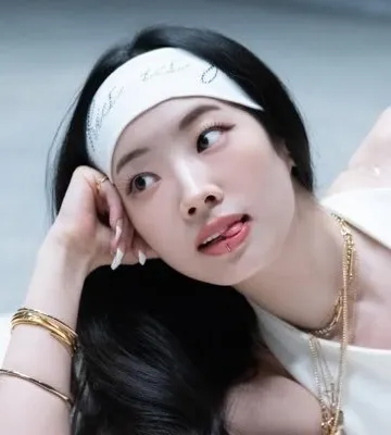 다현 (TWICE) 최근 활동샷