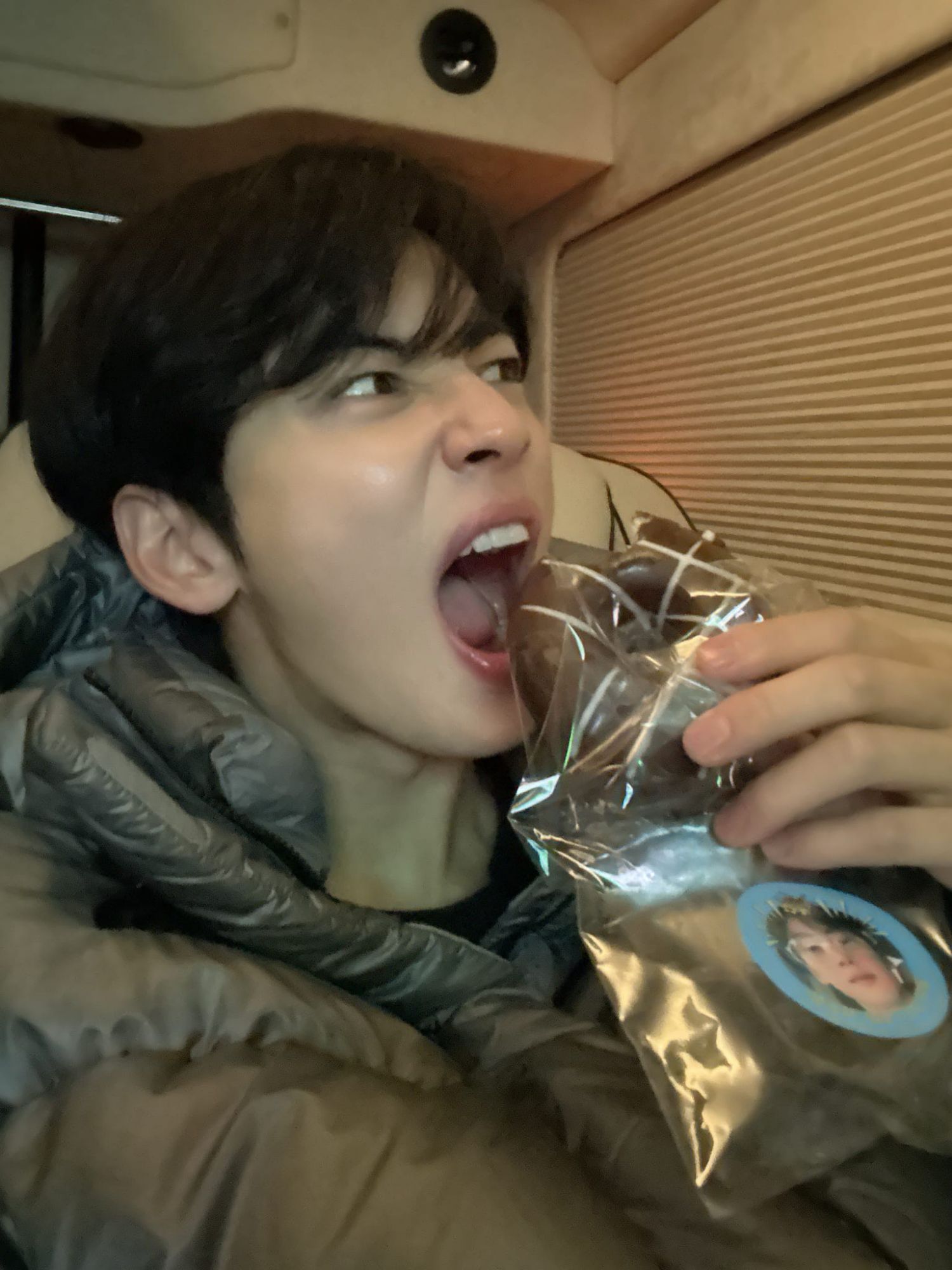 A moment captured by Eunwoo (ASTRO)'s fan