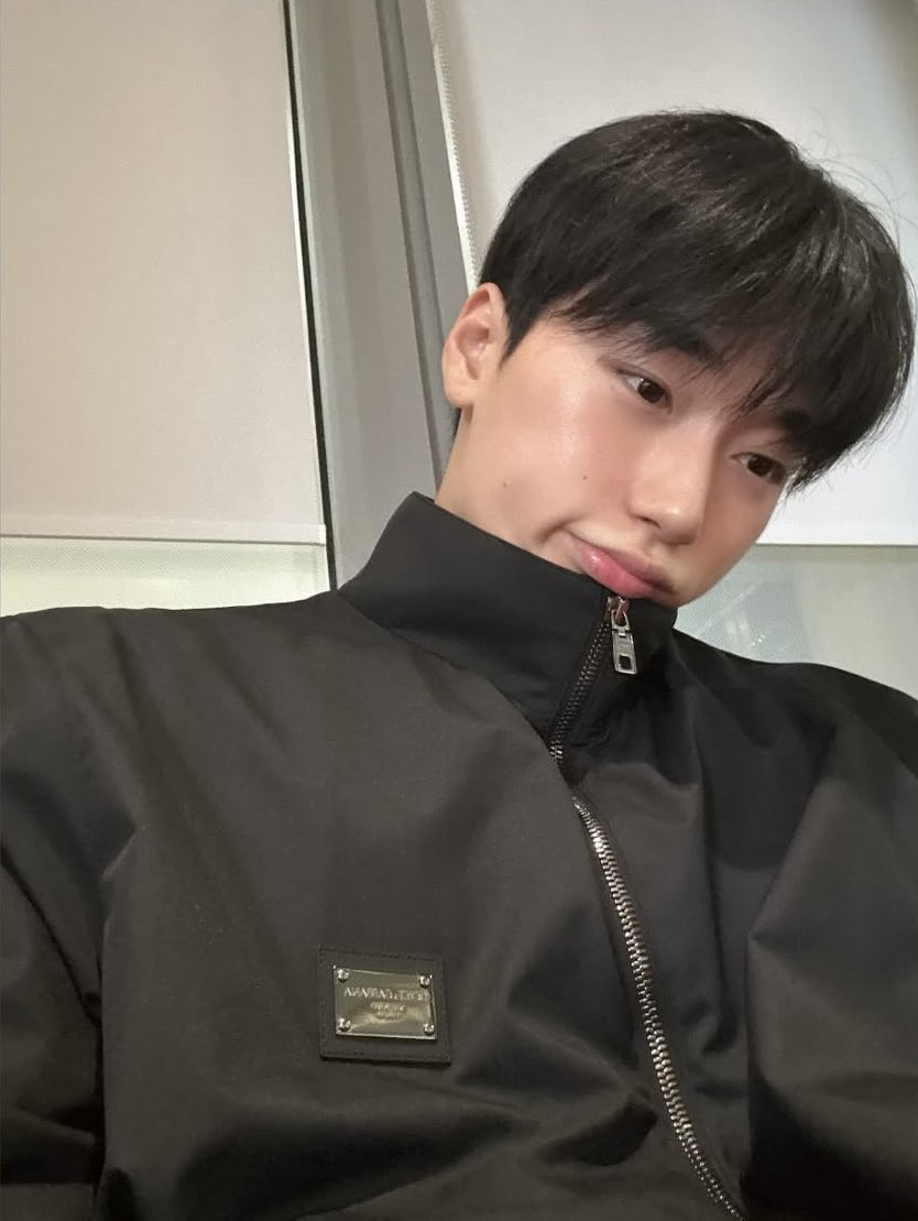 산 (에이티즈) 최근 활동샷