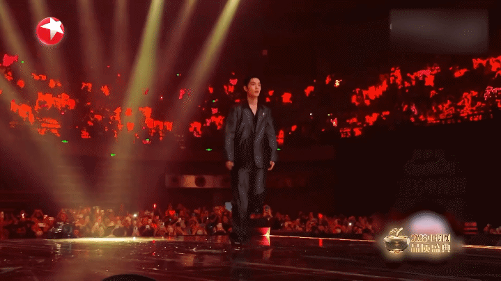 Latest photo of Xiao Zhan