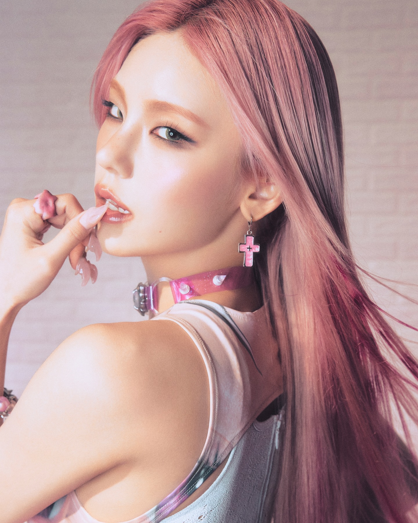 Recent activity shot of Yeji (ITZY)