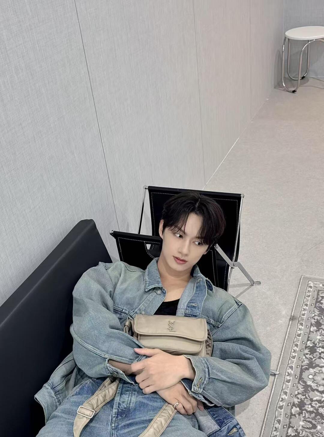 Recent activity shot of Jun (SEVENTEEN)