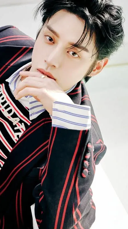 Recent activity shot of Kim Jiwoong (ZEROBASEONE)