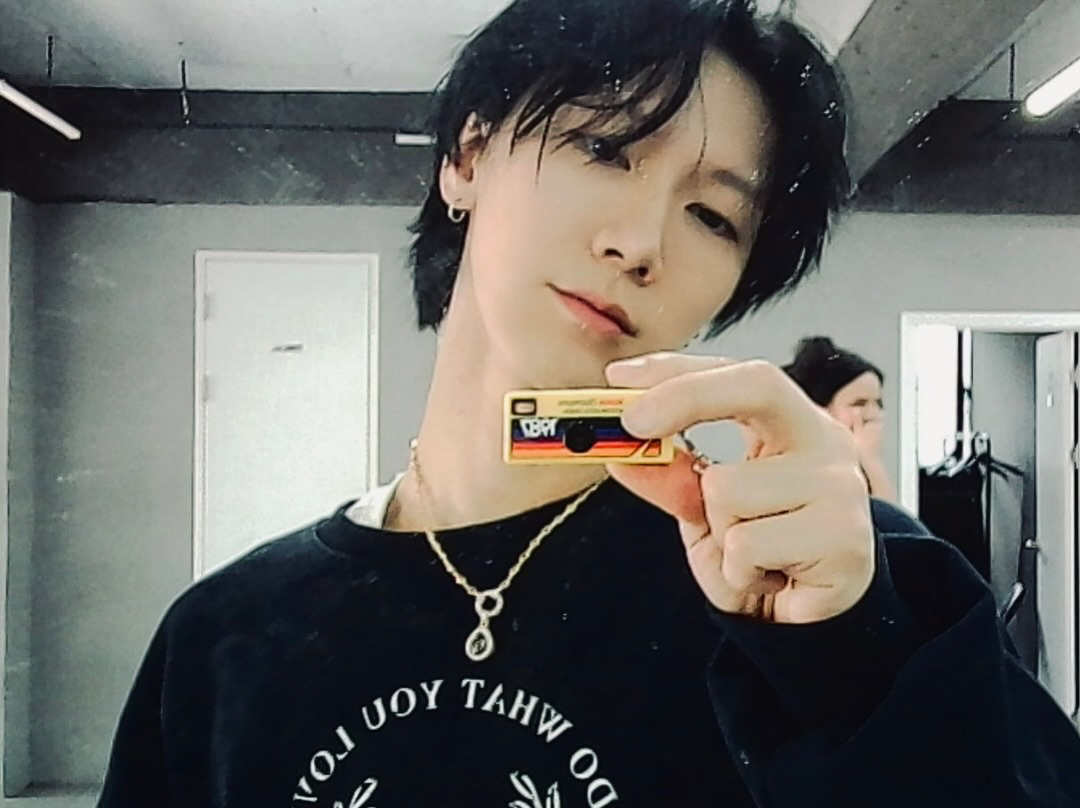 텐 (WayV)의 비하인드 컷