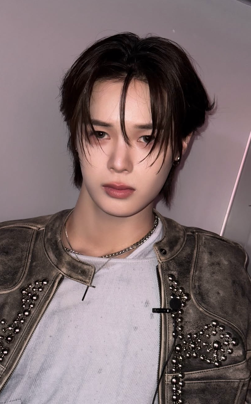 Latest photo of K (&TEAM)