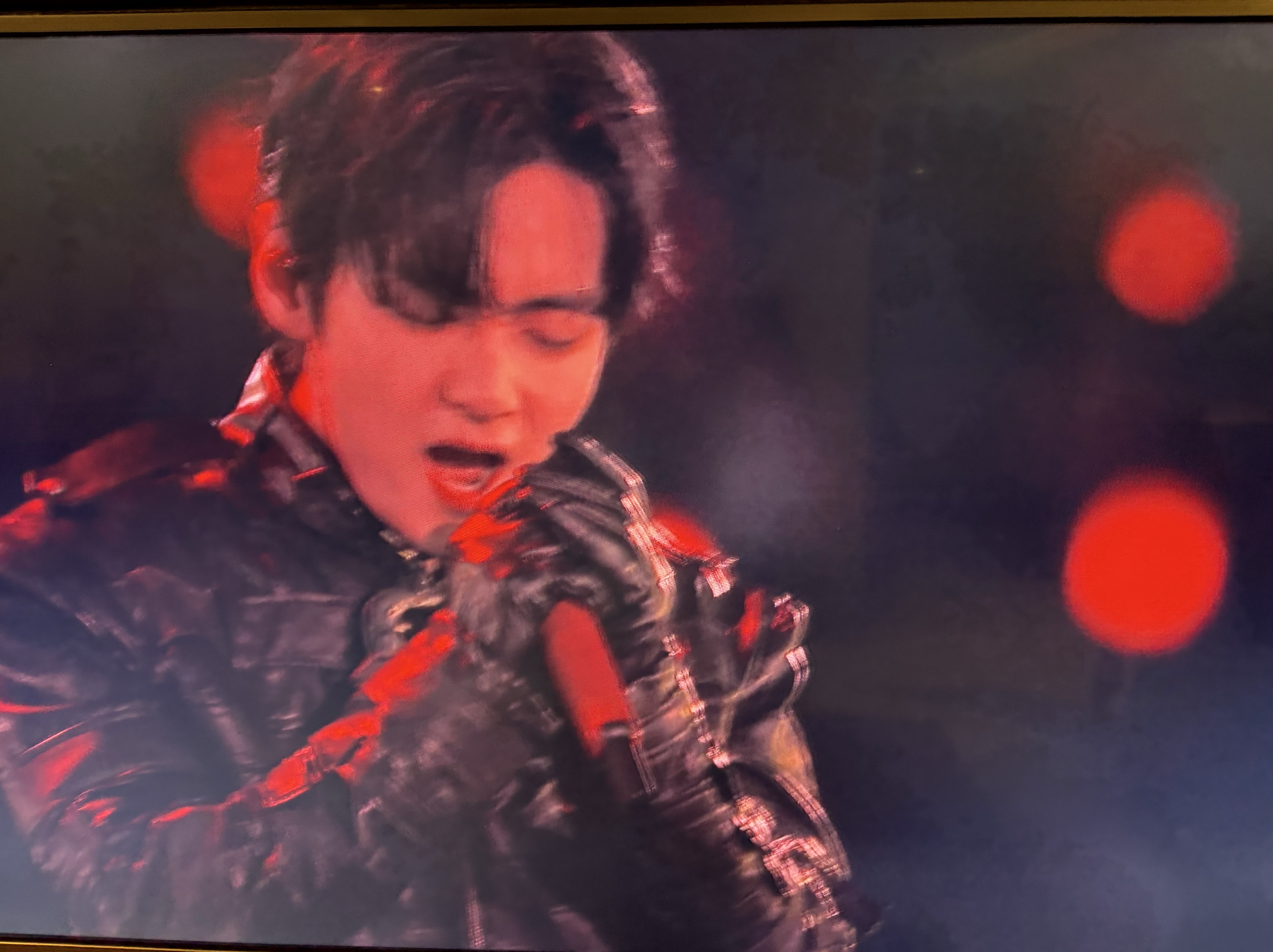 V (防弹少年团)的幕后花絮