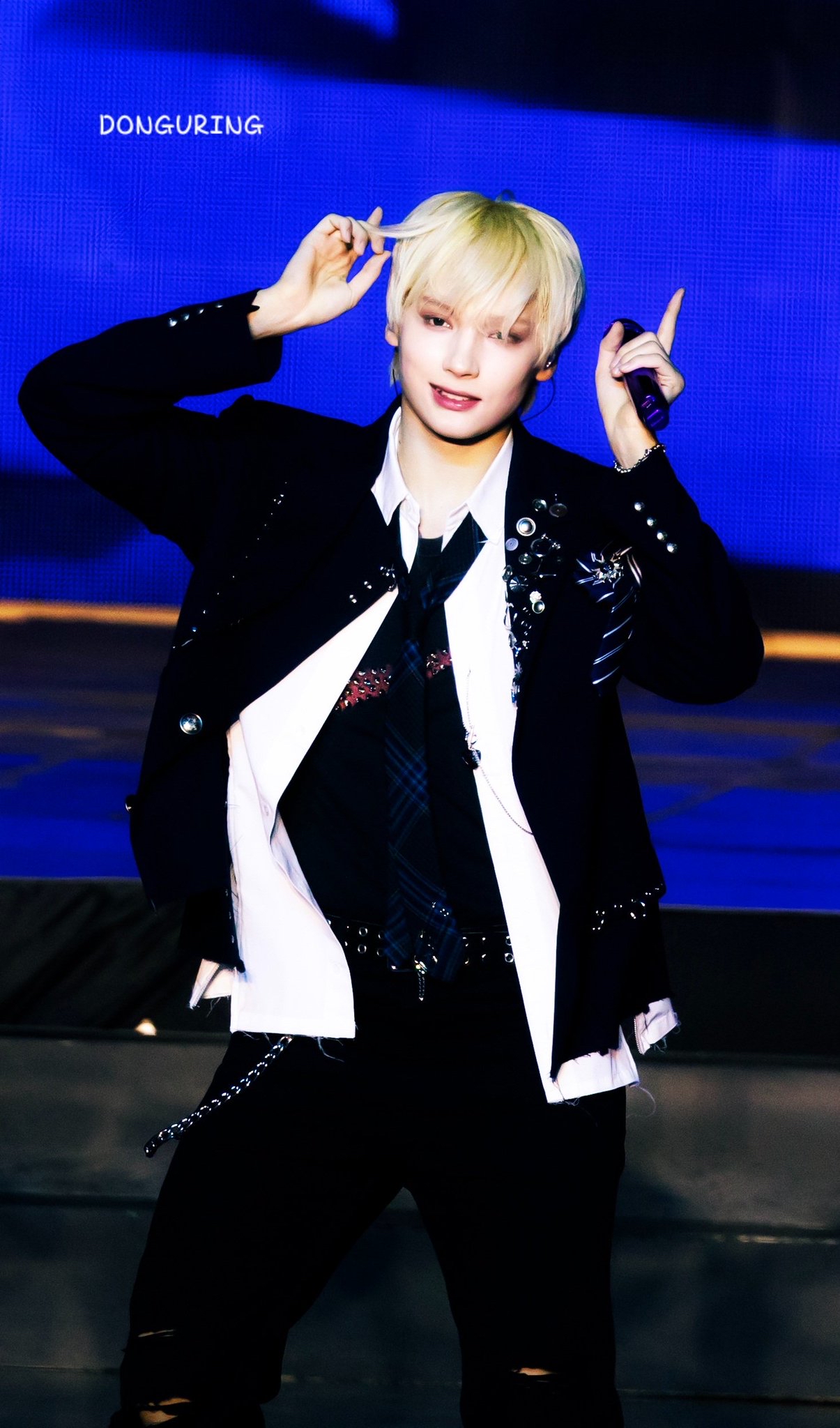 Latest photo of HueningKai (TOMORROW X TOGETHER)