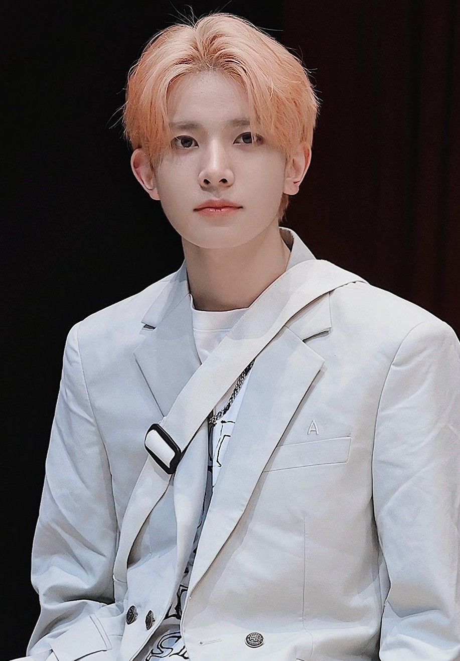 희승의 비하인드 컷