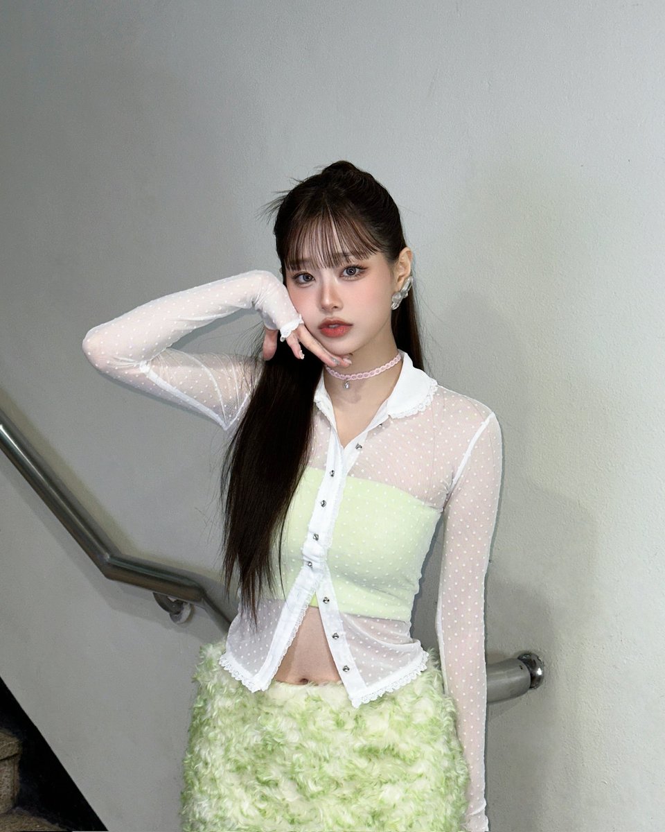 Latest photo of Chuu