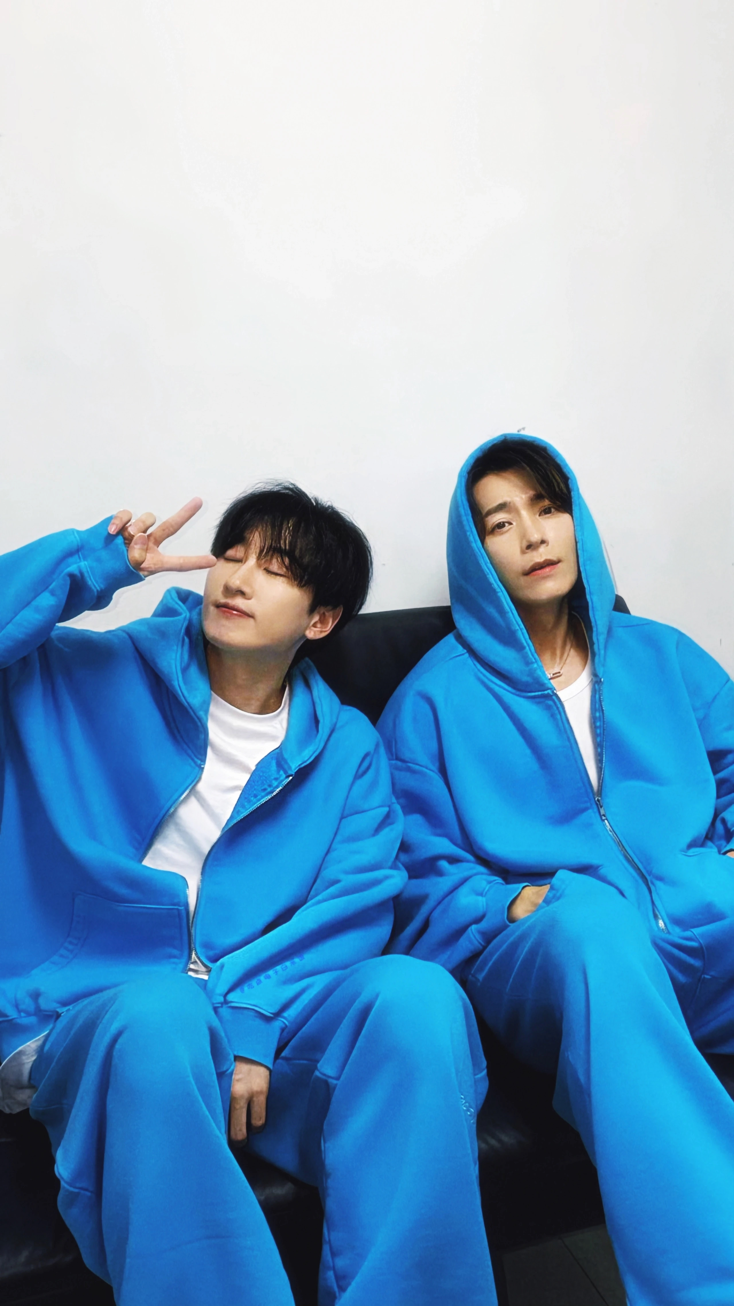 A heartfelt wallpaper shared by Super Junior's fans