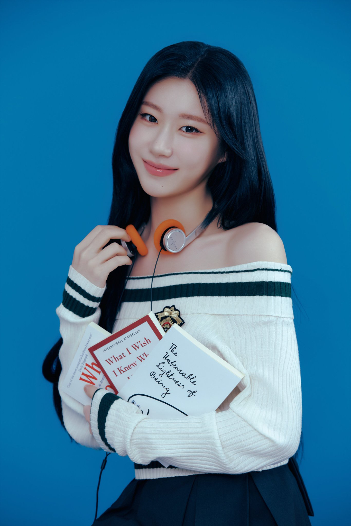 Latest photo of Chaeryeong (ITZY)